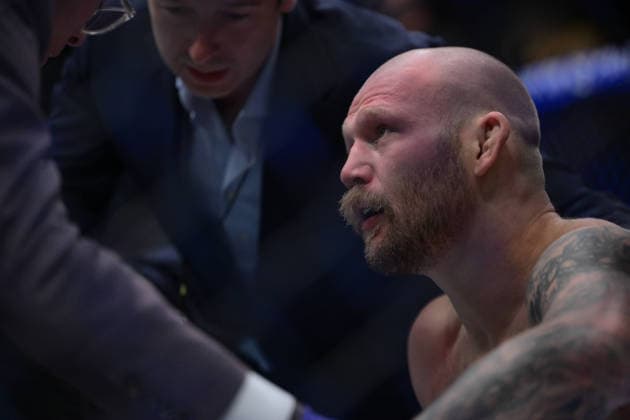 October 3, 2026, Salt Lake, Utah, USA: JACOBE SMITH defeated BRUCE WHITEHEAD by TKO (ground-and-pound) at 1:32 of Round 1 during UFC 332 at the Delta Arena in Utah. UFC 332: Jacobe Smith Defeated Bruce Whitehead By TKO (Ground-And-Pound) At 1:32 Of Round 1  - ZUMAo117 20261003_zsp_o117_001 Copyright: xMikaelxOnax