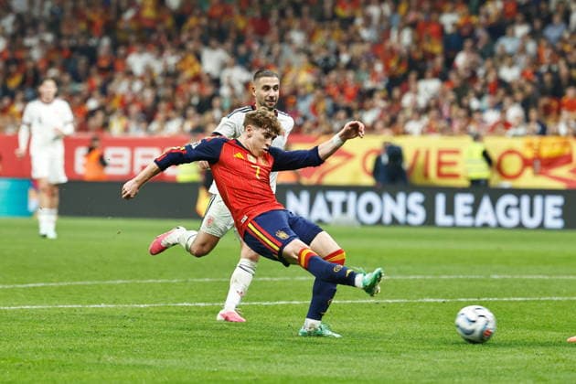 Victor Munoz (ESP), OCTOBER 3, 2026 - Football Soccer : UEFA Nations League group stage for final tournament Group A3 Matchday 3 between Spain - Czech Republic at the Estadio Carlos Tartiere in Oviedo, Spain. Noxthirdxpartyxsales  aflo_353069802 MutsuxKawamorix