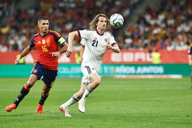 (L-R) Rodri (ESP), Alex Kral (CZE), OCTOBER 3, 2026 - Football Soccer : UEFA Nations League group stage for final tournament Group A3 Matchday 3 between Spain - Czech Republic at the Estadio Carlos Tartiere in Oviedo, Spain. Noxthirdxpartyxsales  aflo_353069855 MutsuxKawamorix