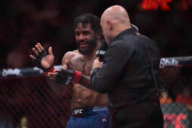 October 3, 2026, Salt Lake, Utah, USA: JACOBE SMITH defeated BRUCE WHITEHEAD by TKO (ground-and-pound) at 1:32 of Round 1 during UFC 332 at the Delta Arena in Utah. Salt Lake USA - ZUMAo117 20261003_zsp_o117_019 Copyright: xMikaelxOnax