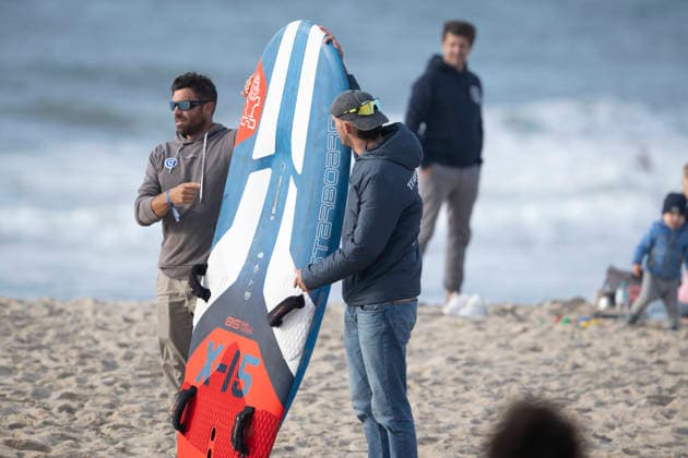 PWA Citroën World Windsurfing Tour Sylt 2026 Day 8 Slalom Foil Men Sylt Westerland, October 3, 2026 Matteo Iachino Slalom Foil Men, Italy, ITA 140 PWA Citroën World Windsurfing Tour Sylt 2026 Day 8 Slalom Foil Men on October 3, 2026, off Brandenburger Beach, motorboat on Sylt, Westerland, Germany Copyright: xBEAUTIFULxSPORTS AndreasxDickx