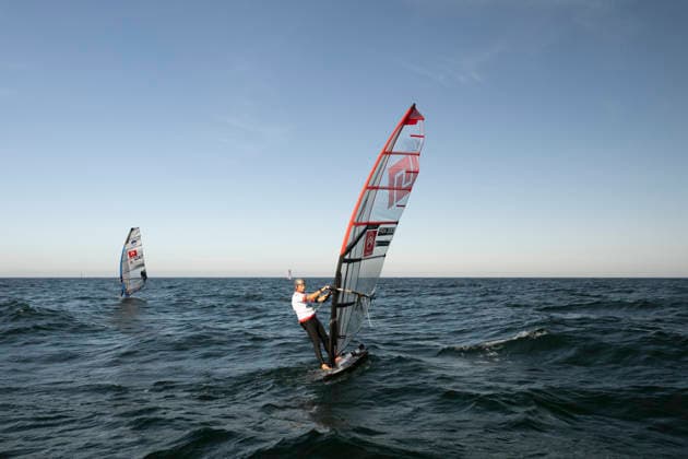PWA Citroën World Windsurfing Tour Sylt 2026 Day 8 Slalom Foil Men Sylt Westerland, October 3, 2026 William Huppert Slalom Foil Men, FRA330 PWA Citroën World Windsurfing Tour Sylt 2026 Day 8 Slalom Foil Men on October 3, 2026 off Brandenburger Beach, motorboat on Sylt Westerland, Germany Copyright: xBEAUTIFULxSPORTS AndreasxDickx