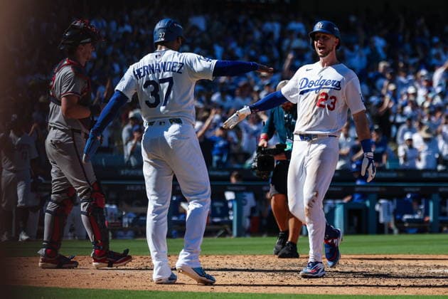 MLB, Baseball Herren, USA National League Division Series - Dodgers vs Braves Game 1 Los Angeles Dodgers outfielder Kyle Tucker (R) celebrates with outfielder Teoscar Hernandez (L) after hitting a two-run home run during the sixth inning in Game 1 of the National League Division Series between the Atlanta Braves and the Los Angeles Dodgers at UNIQLO Field at Dodger Stadium in Los Angeles, California, USA, 03 October 2026. LOS ANGELES CALIFORNIA UNITED STATES  Copyright: xCHRISxTORRESx