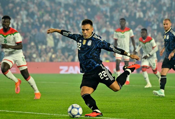 Lautaro Martinez, Argentina vs. Burkina Faso, Photo by FOTOBAIRES, Friendly Match Copyright: xjuanbaezphxJUANxMANUELxBAEZx
