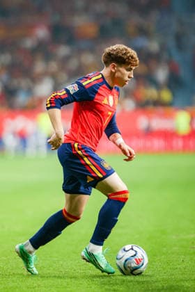 3rd October 2026; Carlos Tartiere Stadium, Oviedo, Spain; UEFA Nations League Football, Spain versus Czech Republic; Spain 7 Victor Munoz dribbles the ball on attack AmandaxMcMaster