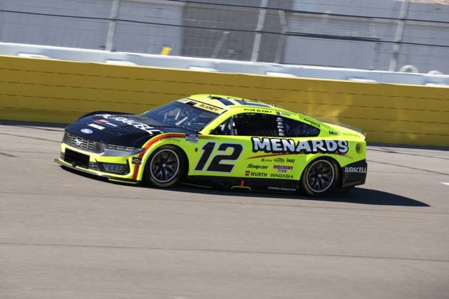 LAS VEGAS, CA - OCTOBER 03: Ryan Blaney ( 12 Team Penske Menards Duracell Ford) during practice for the South Point 400 NASCAR, Motorsport, USA Cup Series Playoffs race on October 3, 2026, at Las Vegas Motor Speedway in Las Vegas, NV. (Photo by Matthew Bolt LVMS Icon Sportswire) AUTO: OCT 03 NASCAR Cup Series Playoffs South Point 400 EDITORIAL USE ONLY Icon26100303980
