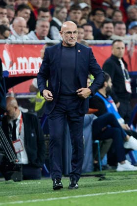 Spain - Czech Republic - UEFA Nations League 2026 27 OVIEDO, SPAIN - OCTOBER 3: Luis de la Fuente, Head Coach of Spain looks on during the UEFA Nations League 2026 27 group phase match between Spain and Czech Republic at the Carlos Tartiere Stadium on October 3, 2026 in Oviedo, Spain. (Photo by Diego Simon Photo Players Images Magara Press) Oviedo Carlos Tartiere Espana Copyright: xDiegoxSimonx