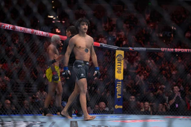 October 3, 2026, Salt Lake City, Utah, USA: PAYTON TALBOTT defeated DEIVESON FIGUEIREDO by TKO (strikes) at 2:09 of Round 1 during UFC 332 at the Delta Arena in Salt Lake City. UFC 332: Payton Talbott Defeated Deiveson Figueiredo By TKO.  - ZUMAo117 20261003_zsp_o117_149 Copyright: xMikaelxOnax