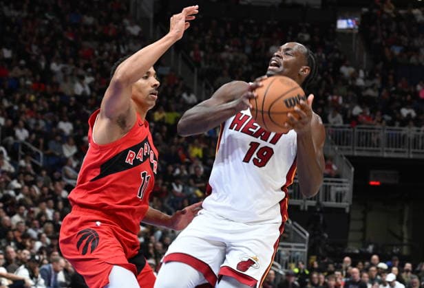 October 3, 2026, Quebec, On, Canada: Miami Heat s Bez Mbeng, right, drives as Toronto Raptors Tyreke Key defends during NBA, Basketball Herren, USA preseason basketball action in Quebec City, Saturday, Oct. 3, 2026. Canada News - October 3, 2026 - ZUMAc35_ 20261003_zaf_c35_135 Copyright: xJacquesxBoissinotx