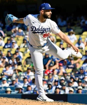 Los Angeles Dodgers reliever Tanner Scott delivers in the ninth inning against the Atlanta Braves in game one of the National League Division Series at Dodger Stadium on Saturday, October 3, 2026 in Los Angeles, California. The Dodgers defeated the Braves 5-3.  LAP20261003904 JIMxRUYMEN