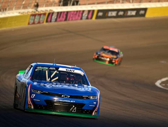 LAS VEGAS, NV - OCTOBER 03: Corey Day ( 17 Hendrick Motorsports HendrickCars.com Chevrolet) races out of turn 4 during the middle laps of the NASCAR, Motorsport, USA O™Reilly Auto Parts Series Focused Health 302 playoff race at Las Vegas Motor Speedway Saturday Oct. 3, 2026 in Las Vegas, Nevada. (Photo by Will Lester Icon Sportswire) AUTO: OCT 03 NASCAR O™Reilly Auto Parts Series Focused Health 302 EDITORIAL USE ONLY Icon26100335052