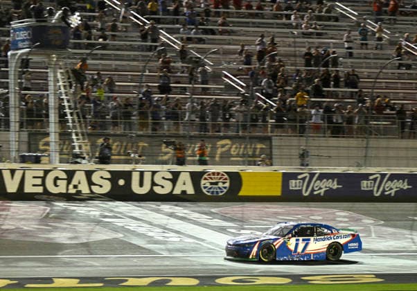 LAS VEGAS, NV - OCTOBER 03: Corey Day ( 17 Hendrick Motorsports HendrickCars.com Chevrolet) takes the checkered flag to win the NASCAR, Motorsport, USA O™Reilly Auto Parts Series Focused Health 302 playoff race at Las Vegas Motor Speedway Saturday Oct. 3, 2026 in Las Vegas, Nevada. (Photo by Will Lester Icon Sportswire) AUTO: OCT 03 NASCAR O™Reilly Auto Parts Series Focused Health 302 EDITORIAL USE ONLY Icon26100353442