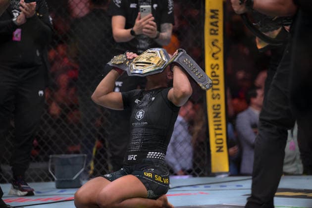 October 3, 2026, Salt Lake City, Utah, USA: NATALIA SILVA defeated WANG CONG by unanimous decision (48-47, 48-47, 49-46) during UFC 332 at the Delta Arena in Salt Lake City. Salt Lake City USA - ZUMAo117 20261003_zsp_o117_162 Copyright: xMikaelxOnax
