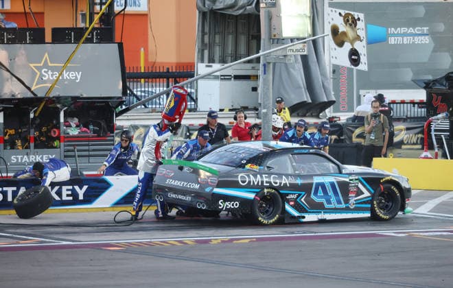 LAS VEGAS, NV - OCTOBER 03: Sam Mayer ( 41 Haas Factory Team Starkey Omega A.I.+ Chevrolet) makes a pit stop during the NASCAR, Motorsport, USA O™Reilly Auto Parts Series Focused Health 302 race on Saturday, Oct. 3, 2026, at the Las Vegas Motor Speedway in Las Vegas, NV. (Photo by Marc Sanchez Icon Sportswire) AUTO: OCT 03 NASCAR O™Reilly Auto Parts Series Focused Health 302 EDITORIAL USE ONLY Icon1442610033300