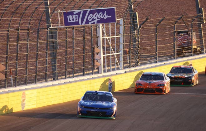 LAS VEGAS, NV - OCTOBER 03: Corey Day ( 17 Hendrick Motorsports HendrickCars.com Chevrolet) races ahead of William Sawalich ( 18 Joe Gibbs Racing SoundGear Toyota) and Carson Kvapil ( 1 JR Motorsports Bass Pro Shops Chevrolet) during the NASCAR, Motorsport, USA O™Reilly Auto Parts Series Focused Health 302 race on Saturday, Oct. 3, 2026, at the Las Vegas Motor Speedway in Las Vegas, NV. (Photo by Marc Sanchez Icon Sportswire) AUTO: OCT 03 NASCAR O™Reilly Auto Parts Series Focused Health 302 EDITORIAL USE ONLY Icon1442610033454