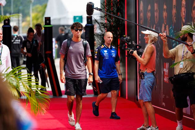 4th October 2026; Sepang IC, Kuala Lumpur, Malaysia; Formula 1, Bahrain Grand Prix, Race Day; Gabriel Bortoleto (5) of Brazil and Audi Revolut F1 Team StephenxBlackberry