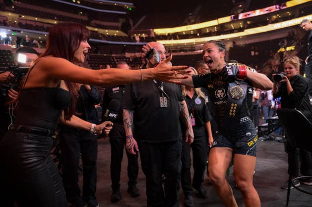 October 3, 2026, Salt Lake City, Utah, USA: NATALIA SILVA defeated WANG CONG by unanimous decision (48-47, 48-47, 49-46) during UFC 332 at the Delta Arena in Salt Lake City. Salt Lake City USA - ZUMAo117 20261003_zsp_o117_210 Copyright: xMikaelxOnax