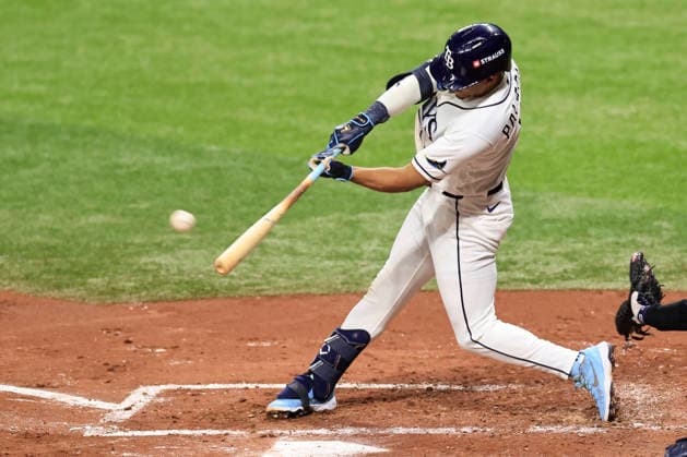October 3, 2026, St. Petersburg, Florida, USA: Tampa Bay Rays second baseman Richie Palacios (1) doubles to right field during the second inning of game one of the ALDS for the 2026 MLB, Baseball Herren, USA Playoffs against the New York Yankees on October 3, 2026 at Tropicana Field. The Rays beat the Yankees 1-0. St. Petersburg USA - ZUMAh180 20261003_zsp_h180_074 Copyright: xKimxHukarix