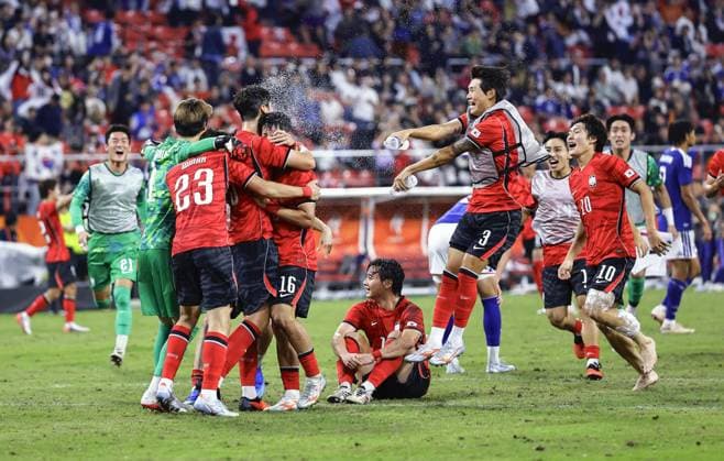Aichi-Nagoya Asian Games: Football South Korea players celebrate after beating Japan in the Aichi-Nagoya Asian Games men s football final at Toyota Stadium in Toyota in Aichi Prefecture, central Japan, on Oct. 3, 2026.  A14AA0005629886P