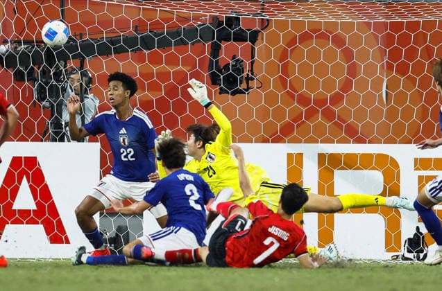 Aichi-Nagoya Asian Games: Football South Korea s Eom Ji Sung (7) scores in the second half of the Aichi-Nagoya Asian Games men s football final against Japan at Toyota Stadium in Toyota in Aichi Prefecture, central Japan, on Oct. 3, 2026.  A14AA0005629888P