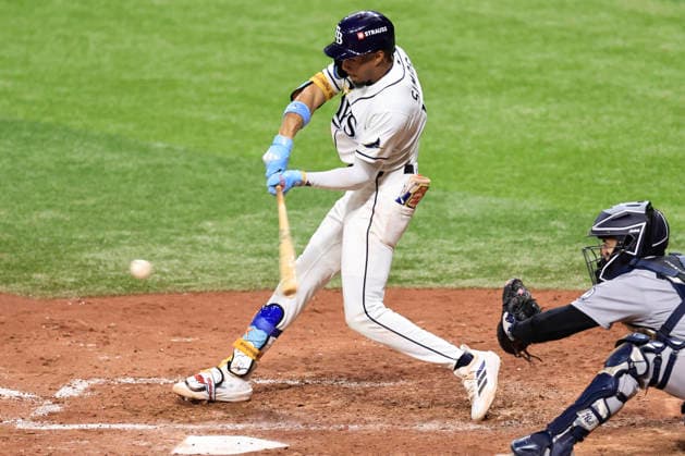 October 3, 2026, St. Petersburg, Florida, USA: Tampa Bay Rays left fielder Chandler Simpson (14) grounds out to New York Yankees first baseman Luis GarcoÂ­a Jr. (26) in the sixth inning of game one of the ALDS for the 2026 MLB, Baseball Herren, USA Playoffs on October 3, 2026 at Tropicana Field. The Rays beat the Yankees 1-0. St. Petersburg USA - ZUMAh180 20261003_zsp_h180_033 Copyright: xKimxHukarix