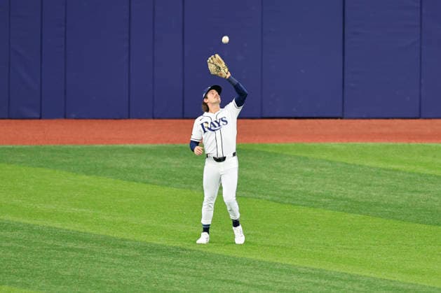 October 3, 2026, St. Petersburg, Florida, USA: Tampa Bay Rays right fielder Jonny DeLuca (21) catches a fly ball off the bat of New York Yankees first baseman Luis GarcoÂ­a Jr. (26) during the first inning of game one of the ALDS for the 2026 MLB, Baseball Herren, USA Playoffs on October 3, 2026 at Tropicana Field. The Rays beat the Yankees 1-0. St. Petersburg USA - ZUMAh180 20261003_zsp_h180_024 Copyright: xKimxHukarix