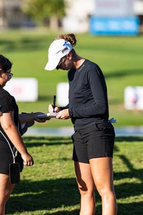 October 3, 2026, Honolulu, Hawaii, USA: POLLY MACK, who was tied for 1st coming into Round 3, signs autographs after finishing for the day at the 2026 Lotte Championship at Hoakalei Country Club, Ewa Beach, Hawaii, USA. Honolulu USA - ZUMAm310 20261003_zsp_m310_074 Copyright: xElliotxMilesx