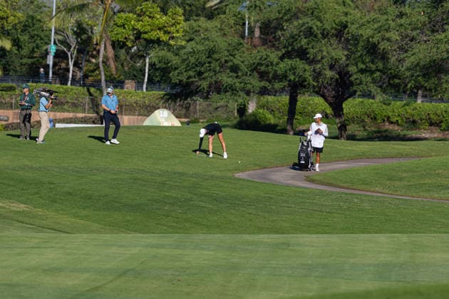 October 3, 2026, Honolulu, Hawaii, USA: POLLY MACK makes an adjustment on the 18th fairway during Round 3 of the 2026 Lotte Championship at Hoakalei Country Club, Ewa Beach, Hawaii, USA. Honolulu USA - ZUMAm310 20261003_zsp_m310_068 Copyright: xElliotxMilesx