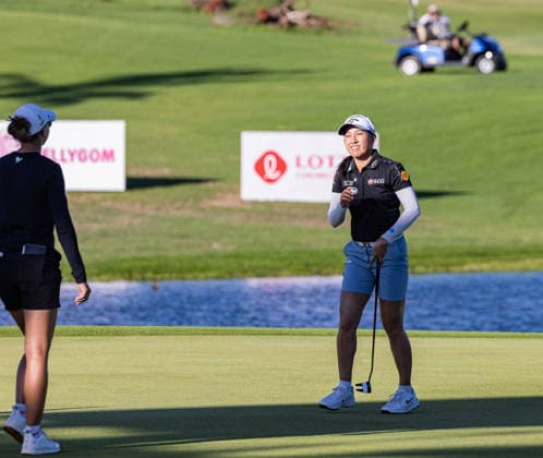 October 3, 2026, Honolulu, Hawaii, USA: JEENO THITIKUL smiles after complaint the final hole during Round 3 of at the 2026 Lotte Championship at Hoakalei Country Club, Ewa Beach, Hawaii, USA. Honolulu USA - ZUMAm310 20261003_zsp_m310_071 Copyright: xElliotxMilesx