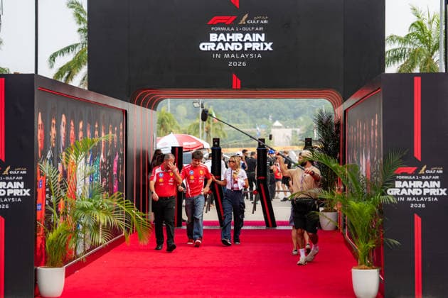 2026 Formula 1 Gulf Air Bahrain Grand Prix - Kuala Lumpur Charles Leclerc 16 of Scuderia Ferrari HP drives the Ferrari SF-26 during the 2026 Formula 1 Gulf Air Bahrain Grand Prix at Sepang International Circuit in Kuala Lumpur, Malaysia on October 4, 2026. Photo by Antoine Lapeyre Reveries Agency ABACAPRESS.COM Kuala Lumpur Malaysia Copyright: xAntoinexLapeyre ReveriesxAgency ABACAx