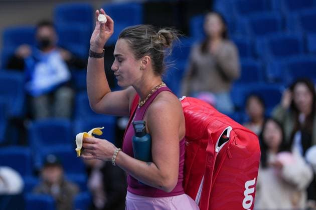 (261004) -- BEIJING, Oct. 4, 2026 -- Aryna Sabalenka leaves the court after the women s singles round of 32 match between Aryna Sabalenka of Belarus and Nikola Bartunkova of the Czech Republic at 2026 China Open tennis tournament in Beijing, China, Oct. 4, 2026. ) (SP)CHINA-BEIJING-TENNIS-CHINA OPEN-WOMEN S SINGLES(CN) JuxHuanzong 