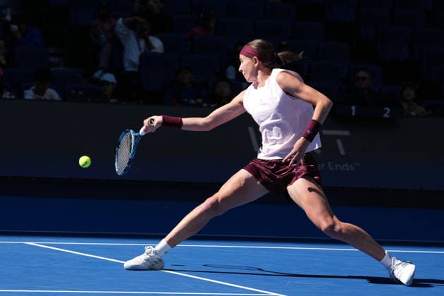 (261004) -- BEIJING, Oct. 4, 2026 -- Nikola Bartunkova competes during the women s singles third round match between Aryna Sabalenka of Belarus and Nikola Bartunkova of the Czech Republic at 2026 China Open tennis tournament in Beijing, China, Oct. 4, 2026. ) (SP)CHINA-BEIJING-TENNIS-CHINA OPEN-WOMEN S SINGLES(CN) JuxHuanzong 