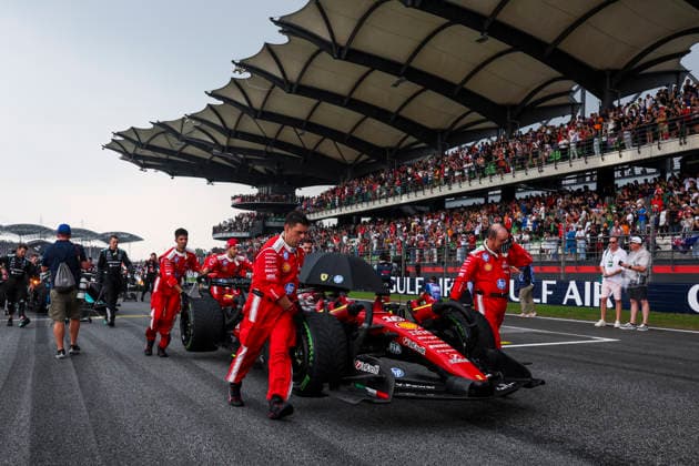F1 - BAHRAIN GRAND PRIX IN MALAYSIA 2026 16 LECLERC Charles (mco), Scuderia Ferrari SF-26, action on the grid during the 2026 Formula 1 Bahrain Grand Prix in Malaysia, 16th round of the 2026 Formula One World Championship, WM, Weltmeisterschaft from October 2 to 4, 2026 on the Sepang International Circuit, in Sepang, Malaysia - SepangMalaysia  Copyright: xANTONINxVINCENTx