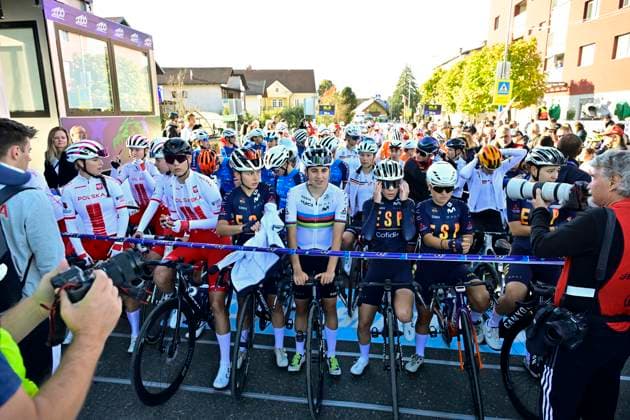 UEC 2026 Road European Championships Ljubljana 04 10 2026 LJUBLJANA, SLOVENIA - OCTOBER 04 : Illustration picture showing the start with world champion Neira Dominguez (ESP) pictured during the Women Junior cycling road race at the 2026 UEC Road European Championships, an UCI Continental Championships cycling race of 66,3 km with start and finish in Sencur on October 4, 2026 in Ljubljana, Slovenia, 04 10 2026 Ljubljana Slovenia  Copyright: xJanxDexMeuleneirx