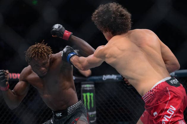 October 3, 2026, Salt Lake City, Utah, USA: ROMAN KOPYLOV defeated ATEBA GAUTIER by TKO (strikes) at 3:12 of Round 1 during UFC 332 at the Delta Arena in Utah. Salt Lake City USA - ZUMAo117 20261003_zsp_o117_126 Copyright: xMikaelxOnax