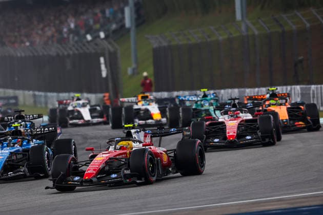 F1 - BAHRAIN GRAND PRIX IN MALAYSIA 2026 Start of the race, 44 HAMILTON Lewis (gbr), Scuderia Ferrari SF-26, action during the 2026 Formula 1 Bahrain Grand Prix in Malaysia, 16th round of the 2026 Formula One World Championship, WM, Weltmeisterschaft from October 2 to 4, 2026 on the Sepang International Circuit, in Sepang, Malaysia - SepangMalaysia  Copyright: xXavixBonillax