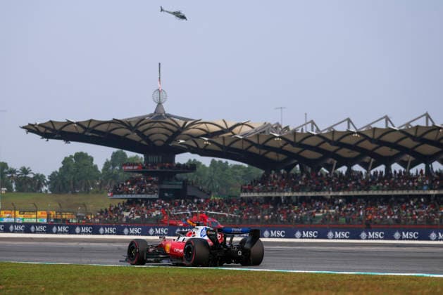 F1 - BAHRAIN GRAND PRIX IN MALAYSIA 2026 16 LECLERC Charles (mco), Scuderia Ferrari SF-26, action during the 2026 Formula 1 Bahrain Grand Prix in Malaysia, 16th round of the 2026 Formula One World Championship, WM, Weltmeisterschaft from October 2 to 4, 2026 on the Sepang International Circuit, in Sepang, Malaysia - SepangMalaysia  Copyright: xANTONINxVINCENTx