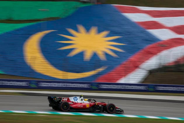 F1 - BAHRAIN GRAND PRIX IN MALAYSIA 2026 44 HAMILTON Lewis (gbr), Scuderia Ferrari SF-26, action during the 2026 Formula 1 Bahrain Grand Prix in Malaysia, 16th round of the 2026 Formula One World Championship, WM, Weltmeisterschaft from October 2 to 4, 2026 on the Sepang International Circuit, in Sepang, Malaysia - SepangMalaysia  Copyright: xANTONINxVINCENTx