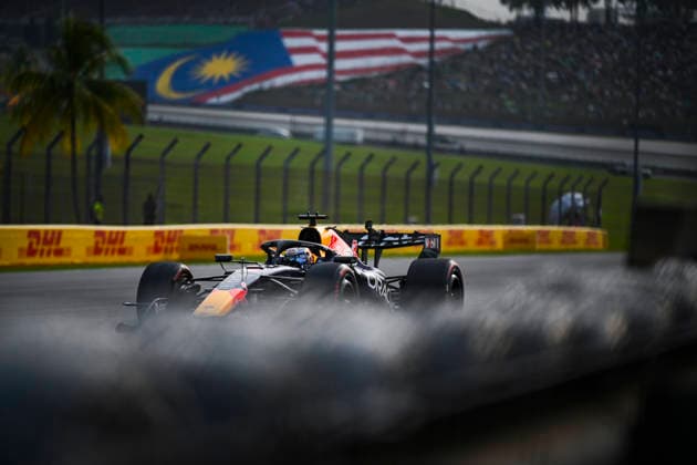 F1 - BAHRAIN GRAND PRIX IN MALAYSIA 2026 03 VERSTAPPEN Max (nld), Red Bull Racing Ford RB22, action during the 2026 Formula 1 Bahrain Grand Prix in Malaysia, 16th round of the 2026 Formula One World Championship, WM, Weltmeisterschaft from October 2 to 4, 2026 on the Sepang International Circuit, in Sepang, Malaysia - SepangMalaysia  Copyright: xALBERTOxVIMERCATIx
