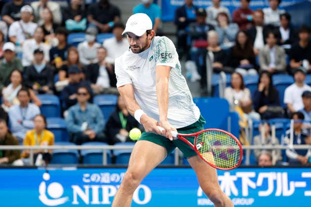 October 4, 2026, Tokyo, Japan: Valentin Vacherot (Monaco) returns a shot against Arthur Fils (France) during their quarterfinal match at the Kinoshita Group Japan Open Tennis Championships at Ariake Colosseum in Tokyo. The tournament runs from September 29 to October 6. Vacherot won 7-5, 4-6, 6-4. Tokyo Japan - ZUMAm191 20261004_aap_m191_107 Copyright: xRodrigoxReyesxMarinx