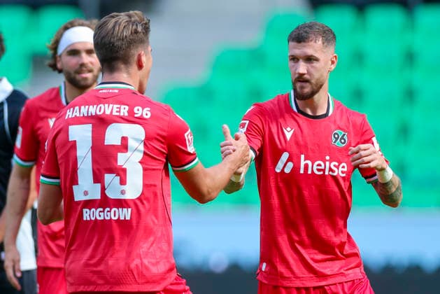 Marcel Hartel of Hannover 96 celebrates his 1-0 goal with Franz Roggow of Hannover 96 during the friendly match between Hannover 96 and SC Verl at the Heinz von Heiden Arena on October 3, 2026, in Hannover, Germany. Photo by Marco Steinbrenner, DeFodi Images. Marcel Hartel of Hannover 96 celebrates after scoring his team’s first goal with Franz Roggow of Hannover 96 during the friendly match between Hannover 96 and SC Verl at the Heinz von Heiden Arena on October 3, 2026 in Hannover, Germany. Photo by Marco Steinbrenner, DeFodi Images. Photo by Marco Steinbrenner, DeFodi Images.