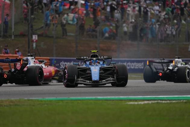 October 4, 2026, Kuala Lumpur, Malaysia: Carlos Sainz (ESP) (Atlassian Williams F1 Team) during the race of the Formula 1 Bahrain Grand Prix In Malaysia 2026 at the Sepang International Circuit. F1 2026: (Race) Bahrain Grand Prix In Malaysia, Kuala Lumpur 04 Oct 2026  - ZUMAs197 20261004_aaa_s197_011 Copyright: xLucaxMartinix