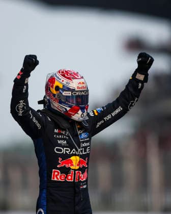 F1 - BAHRAIN GRAND PRIX IN MALAYSIA 2026 VERSTAPPEN Max (nld), Red Bull Racing Ford RB22, portrait celebrating his win during the 2026 Formula 1 Bahrain Grand Prix in Malaysia, 16th round of the 2026 Formula One World Championship, WM, Weltmeisterschaft from October 2 to 4, 2026 on the Sepang International Circuit, in Sepang, Malaysia - SepangMalaysia  Copyright: xXavixBonillax