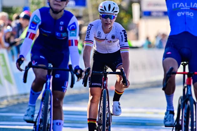 Klara DWORATZEK 3rd Place Road Race Women Juniors UEC Road European Championships 2026 Klara DWORATZEK Germany Third Place Bronze Road Race Women Juniors 66 km October 4, 2026 UEC Road Cycling European Championships 2026 Official 2026 UEC Road European Championships from October 2 to 7, 2026, in Ljubljana and Å enÄ u008Dur, Slovenia