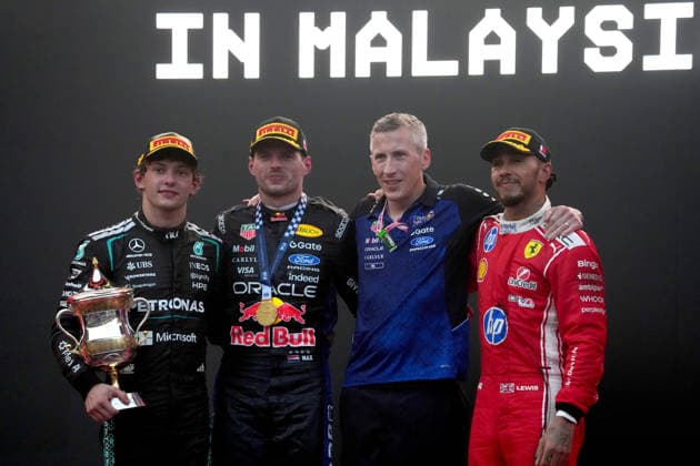 2026 Formula 1 Gulf Air Bahrain Grand Prix, October 4, 2026, Sepang International Circuit, Kuala Lumpur, 2026 Formula 1 Gulf Air Bahrain Grand Prix, Podium, Winner: Max Verstappen (NLD), Oracle Red Bull Racing, 2nd place: Andrea Kimi Antonelli (ITA), Mercedes AMG Petronas Formula One Team; 3rd place: Lewis Hamilton (GBR), Scuderia Ferrari HP; Kuala Lumpur, Sepang International Circuit, Malaysia Copyright: xNordphotox xBraticx