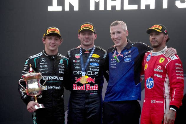 2026 Formula 1 Gulf Air Bahrain Grand Prix, October 4, 2026, Sepang International Circuit, Kuala Lumpur, 2026 Formula 1 Gulf Air Bahrain Grand Prix, Podium, Winner: Max Verstappen (NLD), Oracle Red Bull Racing, 2nd place: Andrea Kimi Antonelli (ITA), Mercedes AMG Petronas Formula One Team; 3rd place: Lewis Hamilton (GBR), Scuderia Ferrari HP; Kuala Lumpur, Sepang International Circuit, Malaysia Copyright: xNordphotox xBraticx
