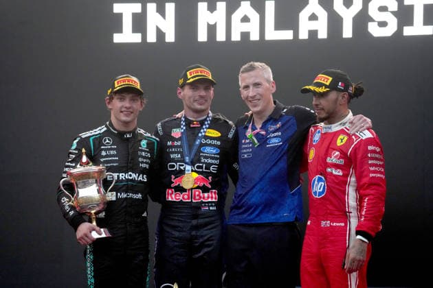 2026 Formula 1 Gulf Air Bahrain Grand Prix, October 4, 2026, Sepang International Circuit, Kuala Lumpur, 2026 Formula 1 Gulf Air Bahrain Grand Prix, Podium, Winner: Max Verstappen (NLD), Oracle Red Bull Racing, 2nd place: Andrea Kimi Antonelli (ITA), Mercedes AMG Petronas Formula One Team; 3rd place: Lewis Hamilton (GBR), Scuderia Ferrari HP; Kuala Lumpur, Sepang International Circuit, Malaysia Copyright: xNordphotox xBraticx