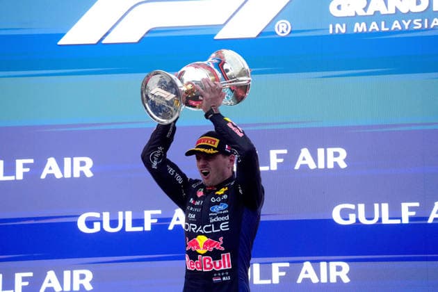 2026 Formula 1 Gulf Air Bahrain Grand Prix, October 4, 2026, Sepang International Circuit, Kuala Lumpur, 2026 Formula 1 Gulf Air Bahrain Grand Prix, Podium, Winner Max Verstappen (NLD), Oracle Red Bull Racing, Kuala Lumpur, Sepang International Circuit, Malaysia Copyright: xNordphotox xBraticx
