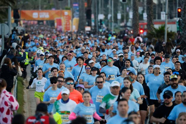 Vina del Mar, 4 de octubre 2026 Miles de corredores participan de los recorridos por el borde costero de la ciudad en las distancias 10k, 21k y 42k en la Maraton de Vina del Mar Sebastian Cisternas Photosport Maraton de Vina del Mar 2026 