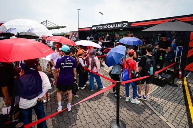 IPA89293090 - Fanzone Area on Race Day (Saturday) of the 2026 Formula 1 Gulf Air Bahrain Grand Prix in Malaysia at the Sepang International Circuit in Sepang, Malaysia. Round 16 of 23 of the 2026 FIA Formula One World Championship, WM, Weltmeisterschaft held October 2–4, 2026. The race was moved from Bahrain to Malaysia and held at the Sepang International Circuit during the 2026 Formula 1 Gulf Air Bahrain Grand Prix in Malaysia—Round 16 of 23—at the Sepang International Circuit in Sepang, Malaysia, as part of the Formula 1 Championship on October 4, 2026.  Copyright: xSrinivasaxKrishnanx xAlessioxDexMarcox xAvens-images.com AvensImages IPAxSportx xx IPA89293090